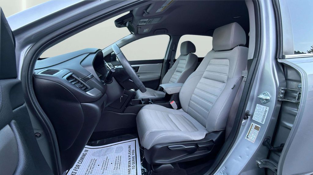 Photo 27 of this HONDA CR-V
