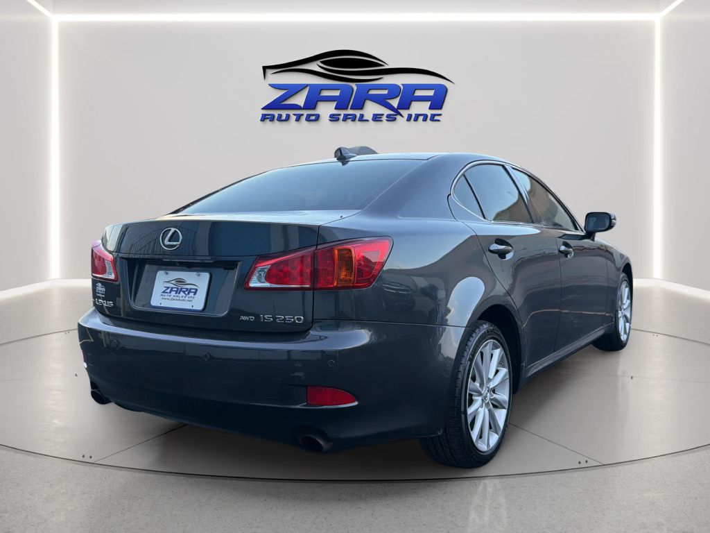 Photo 7 of this LEXUS IS 250