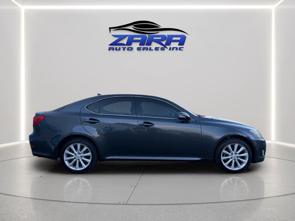 Photo 8 of this LEXUS IS 250