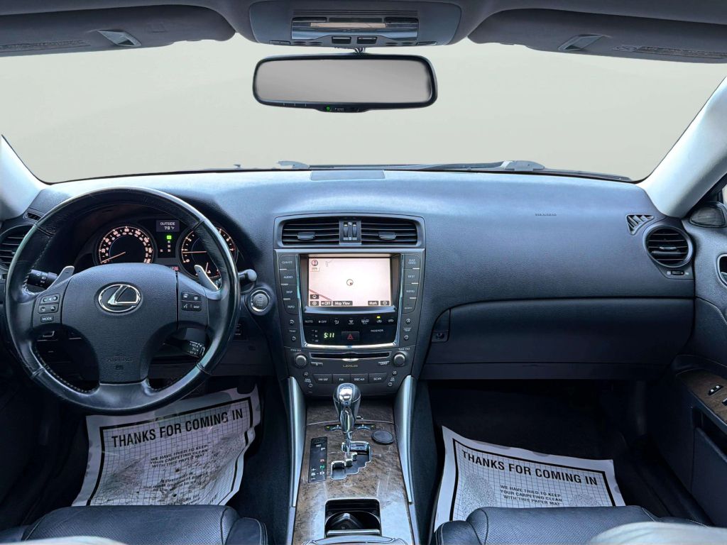 Photo 18 of this LEXUS IS 250