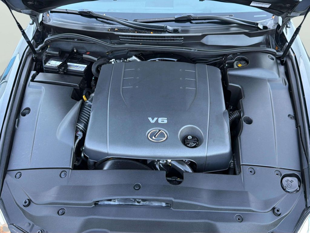 Photo 27 of this LEXUS IS 250