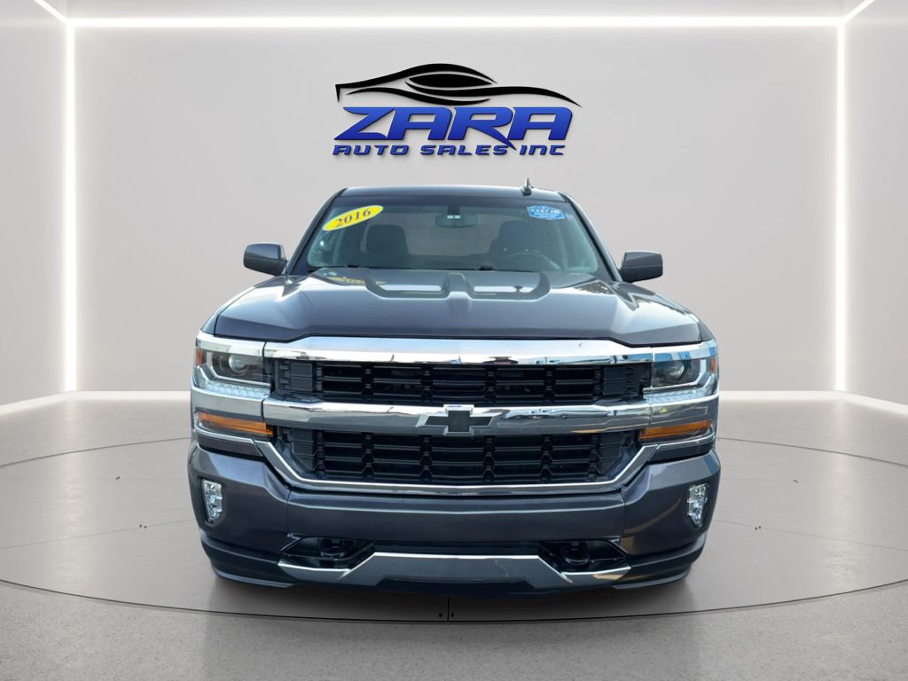 Photo 2 of this CHEVROLET SILVERADO 1500
