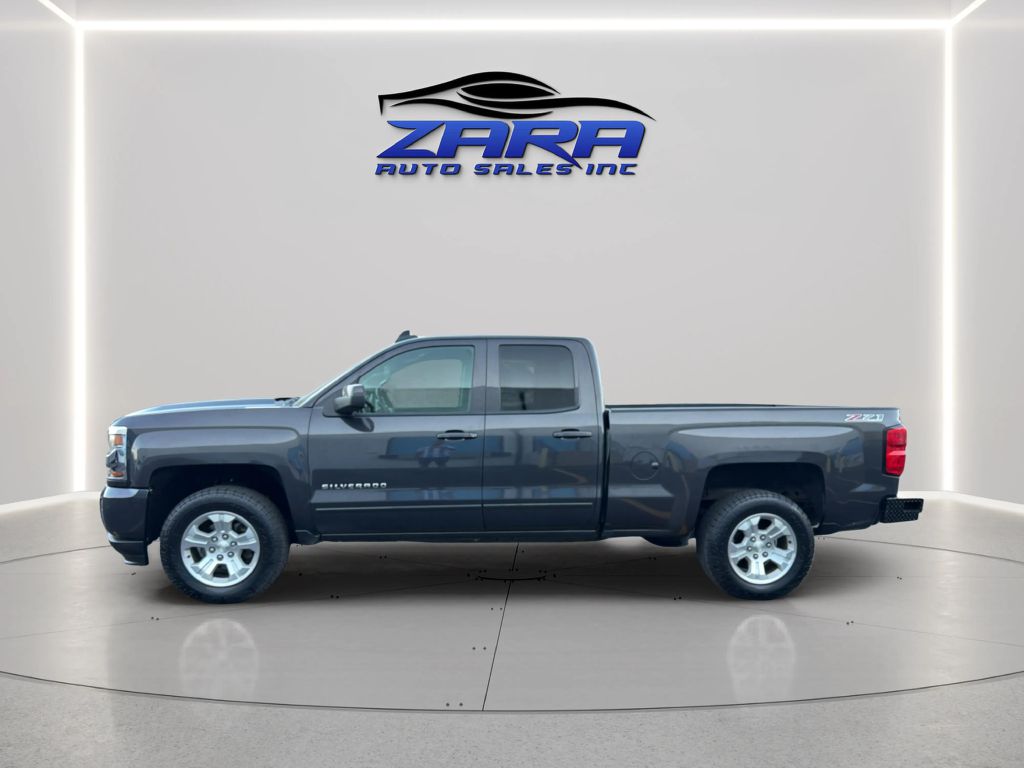 Photo 4 of this CHEVROLET SILVERADO 1500
