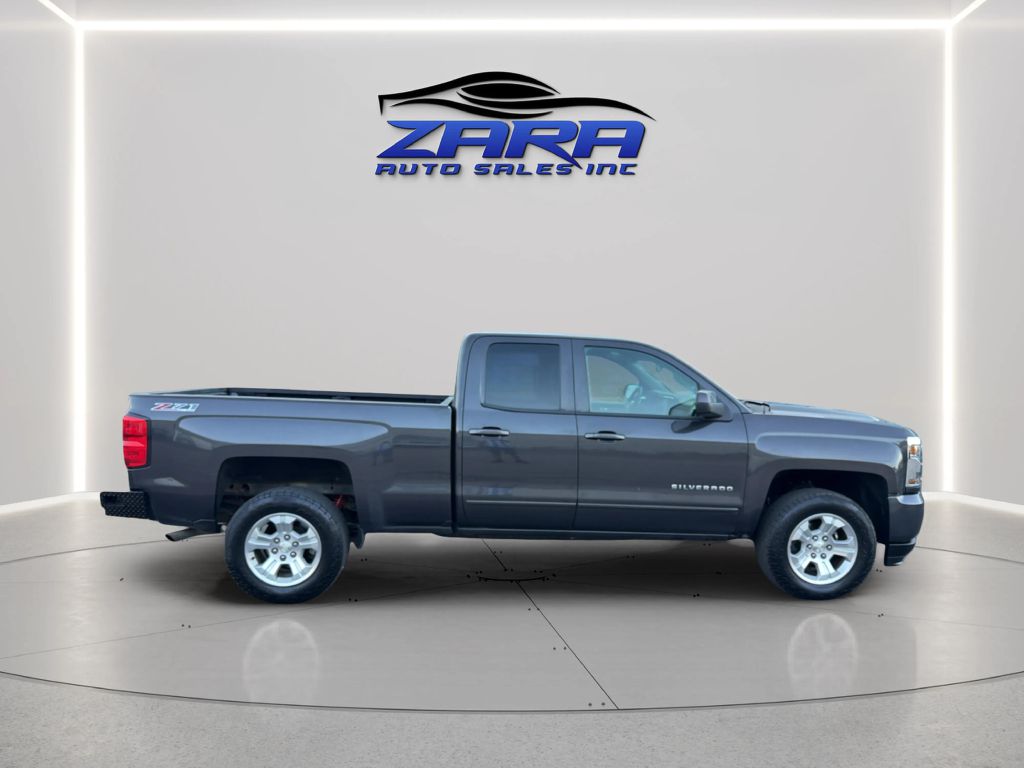 Photo 8 of this CHEVROLET SILVERADO 1500