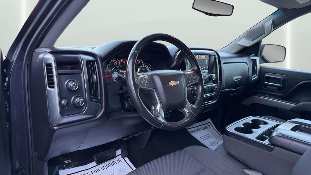 Photo 17 of this CHEVROLET SILVERADO 1500
