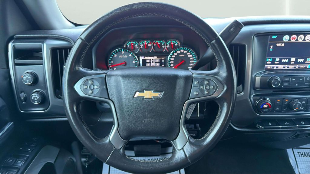 Photo 22 of this CHEVROLET SILVERADO 1500