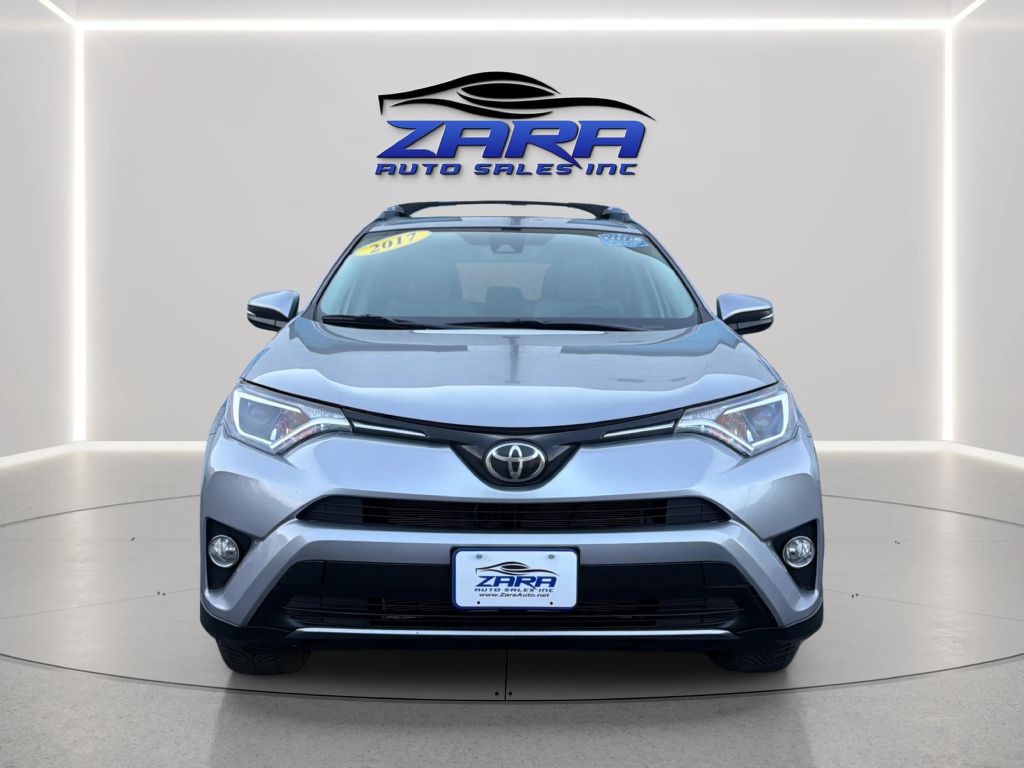 Photo 2 of this TOYOTA RAV4