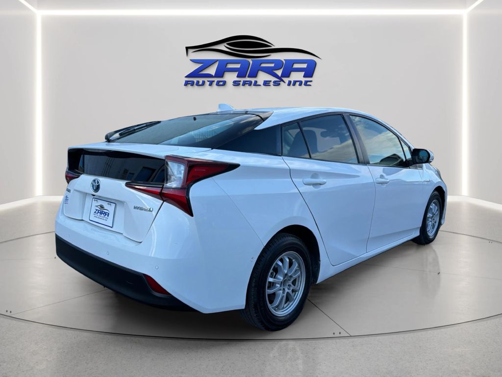 Photo 7 of this TOYOTA PRIUS