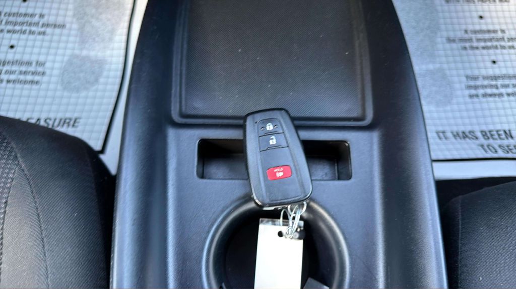 Photo 24 of this TOYOTA PRIUS