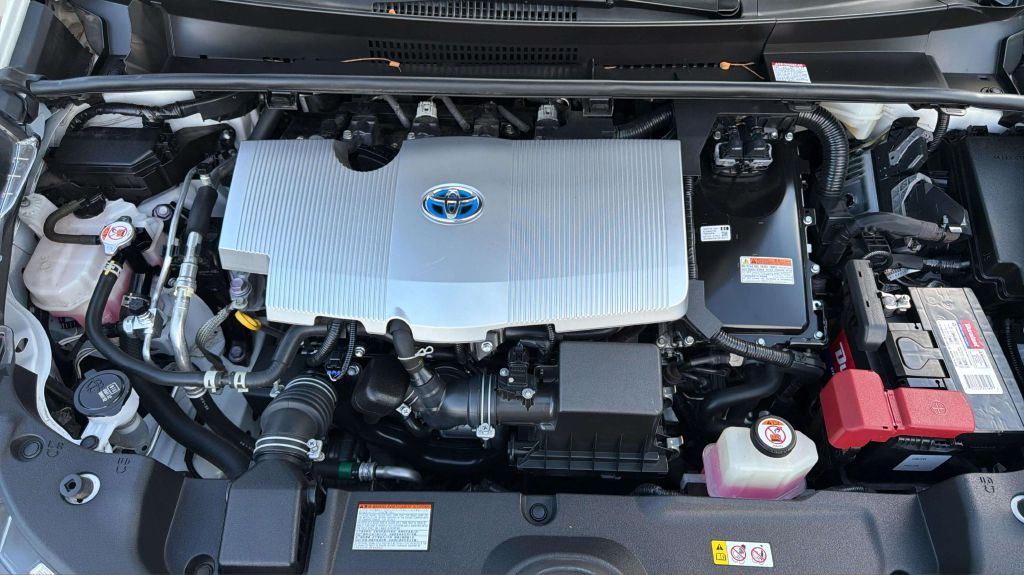 Photo 28 of this TOYOTA PRIUS