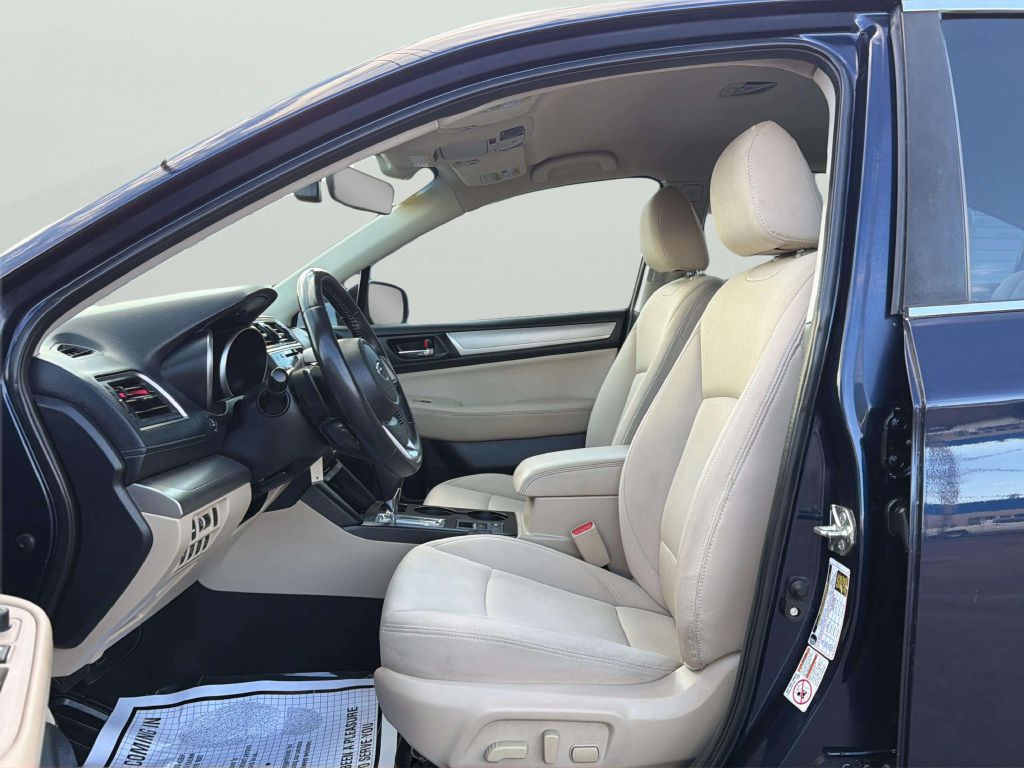Photo 11 of this SUBARU LEGACY