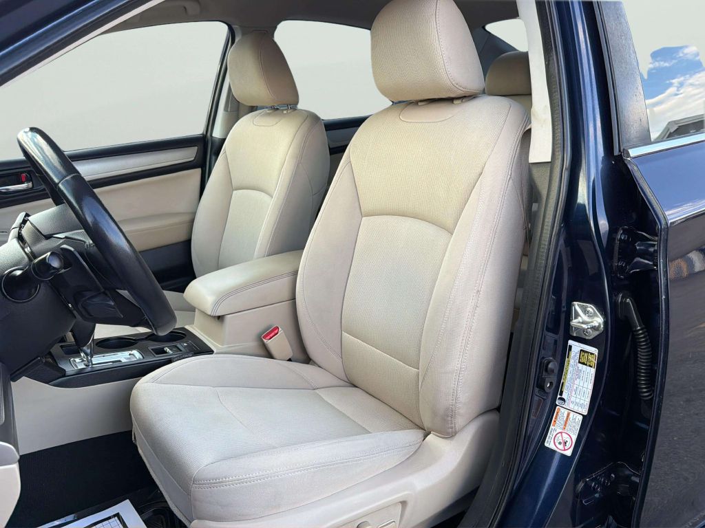 Photo 12 of this SUBARU LEGACY