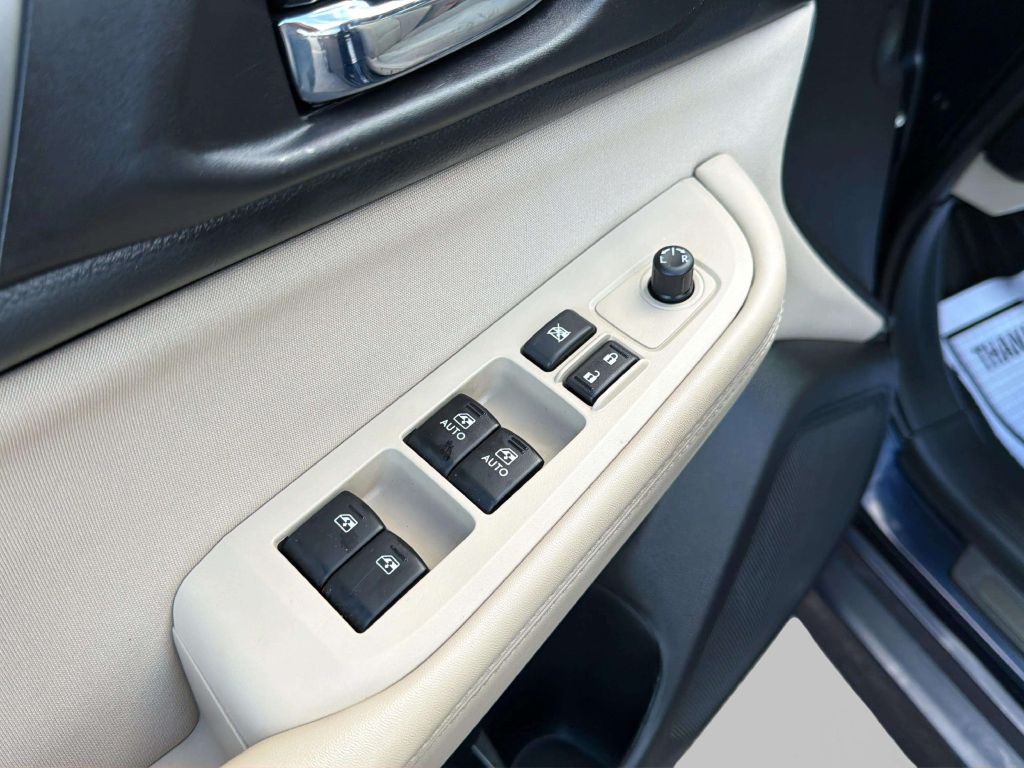 Photo 16 of this SUBARU LEGACY
