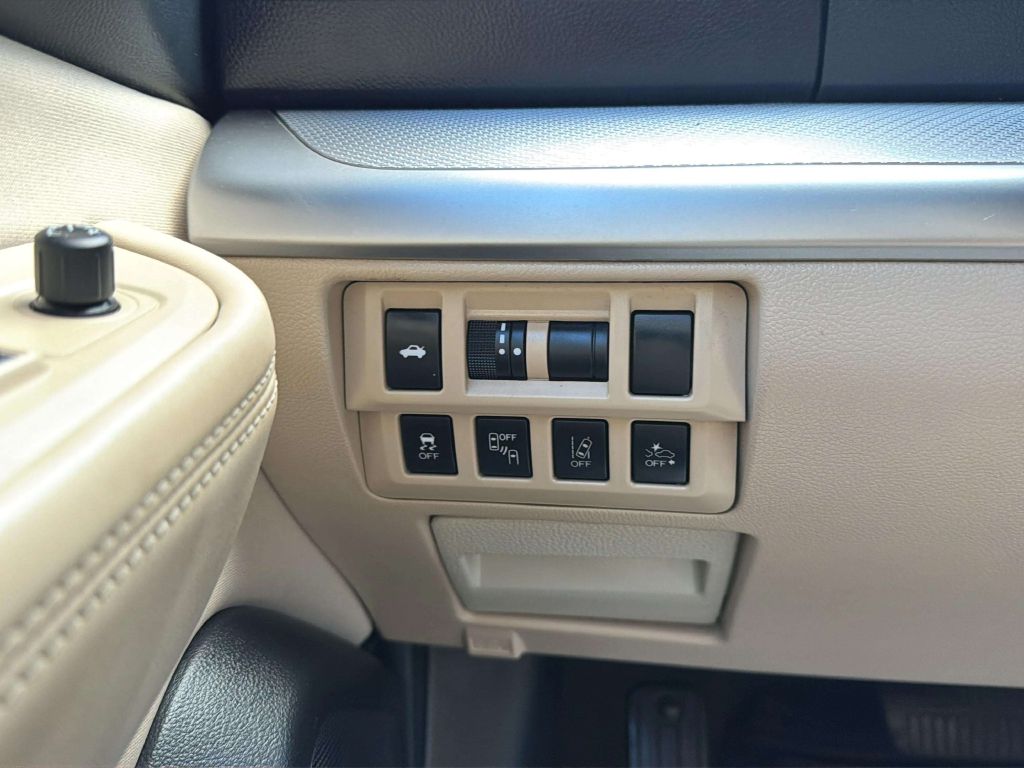 Photo 26 of this SUBARU LEGACY