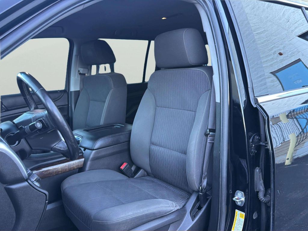 Photo 12 of this CHEVROLET SUBURBAN