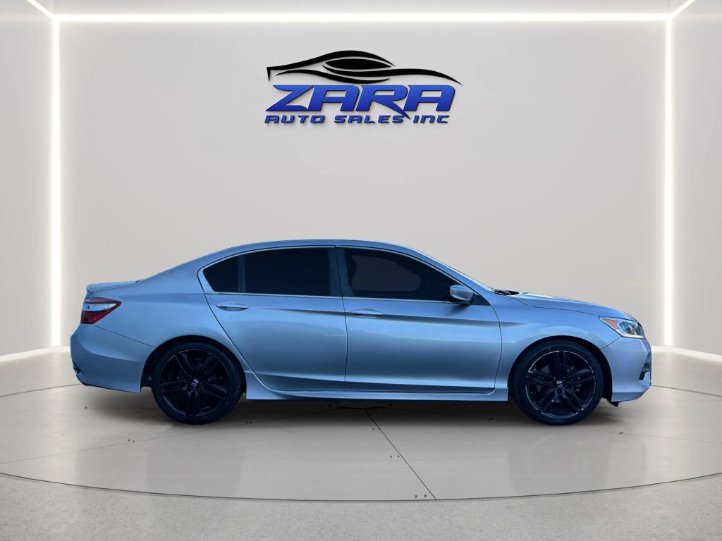 Photo 8 of this HONDA ACCORD