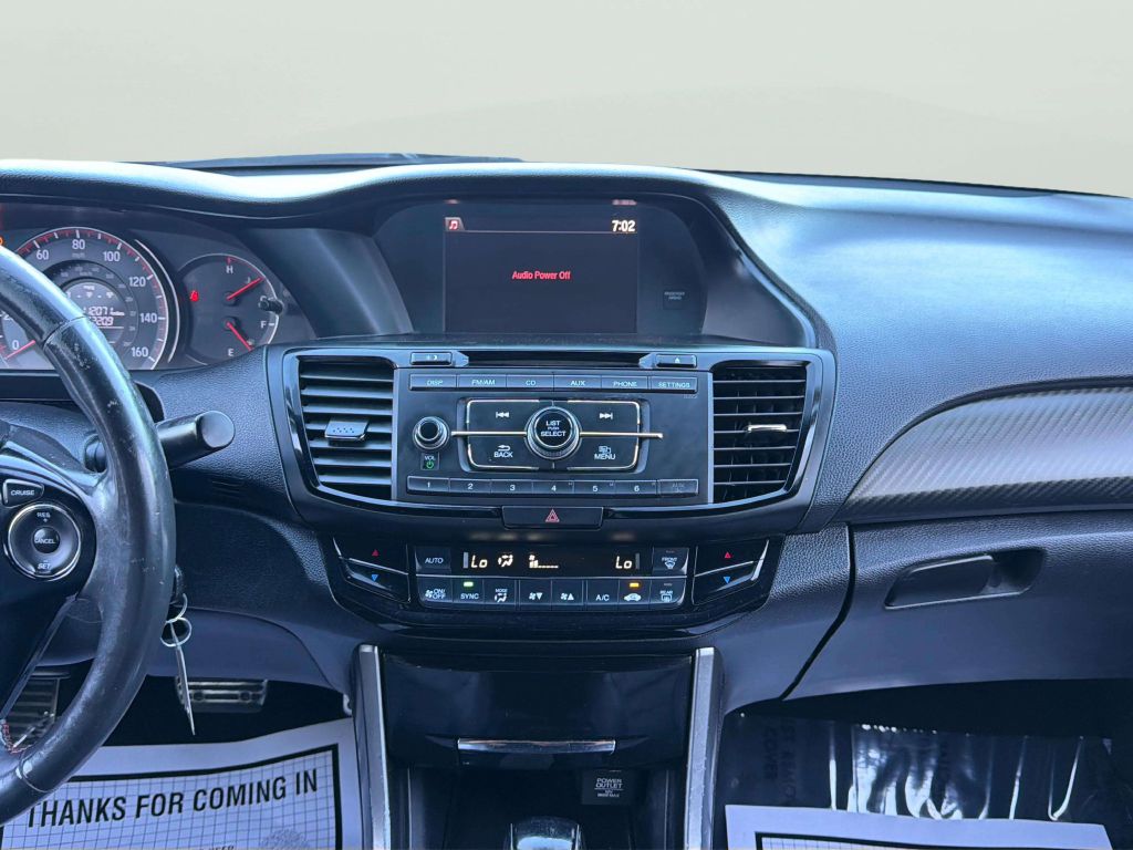 Photo 18 of this HONDA ACCORD