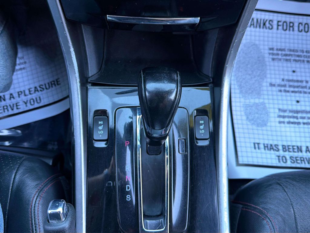 Photo 24 of this HONDA ACCORD