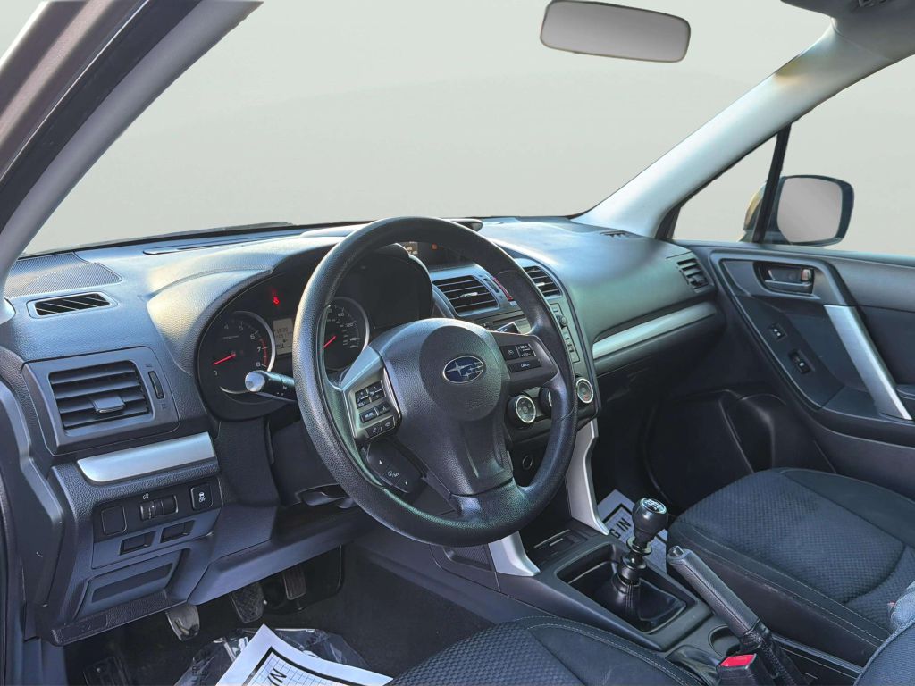 Photo 13 of this SUBARU FORESTER