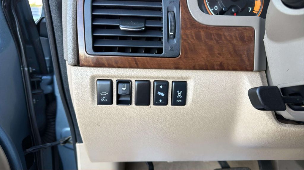 Photo 29 of this NISSAN ARMADA