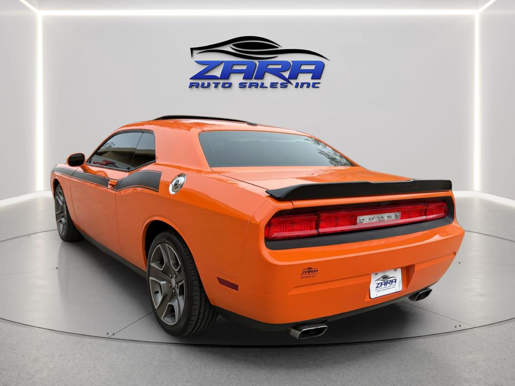 Photo 5 of this DODGE CHALLENGER