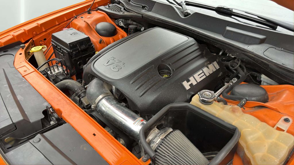 Photo 30 of this DODGE CHALLENGER