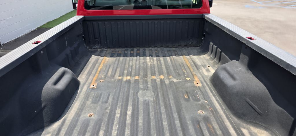Photo 27 of this FORD F-250 LONGBED