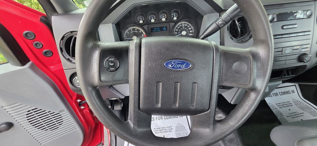 Photo 33 of this FORD F-250 LONGBED
