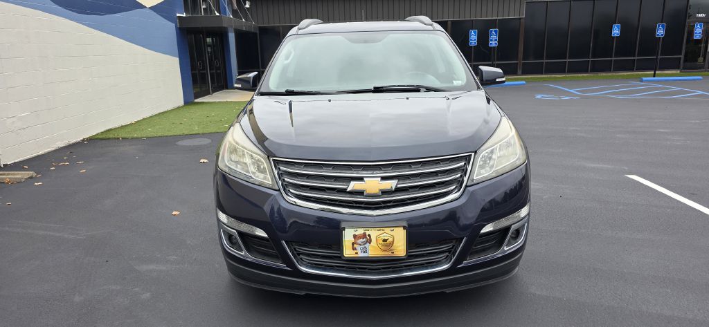 Photo 3 of this CHEVROLET TRAVERSE