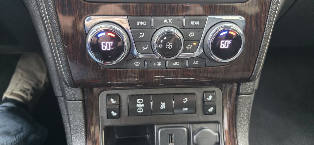 Photo 20 of this CHEVROLET TRAVERSE
