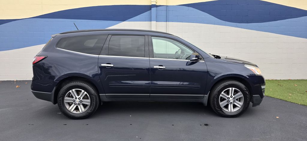 Photo 22 of this CHEVROLET TRAVERSE