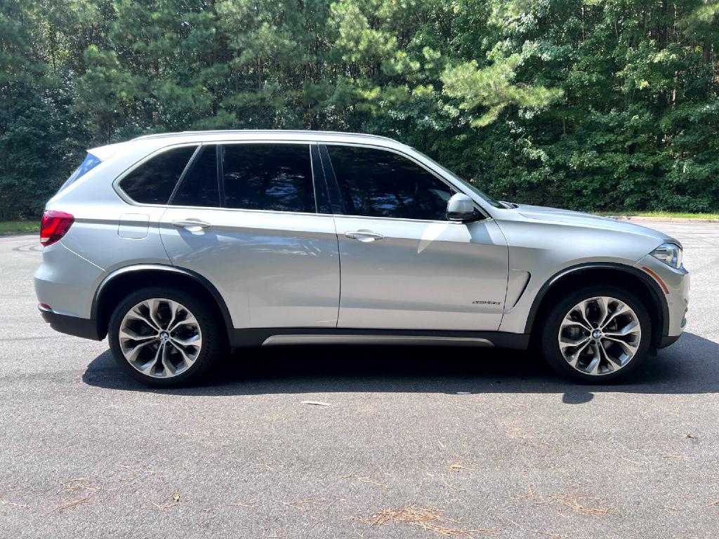 Photo 3 of this BMW X5