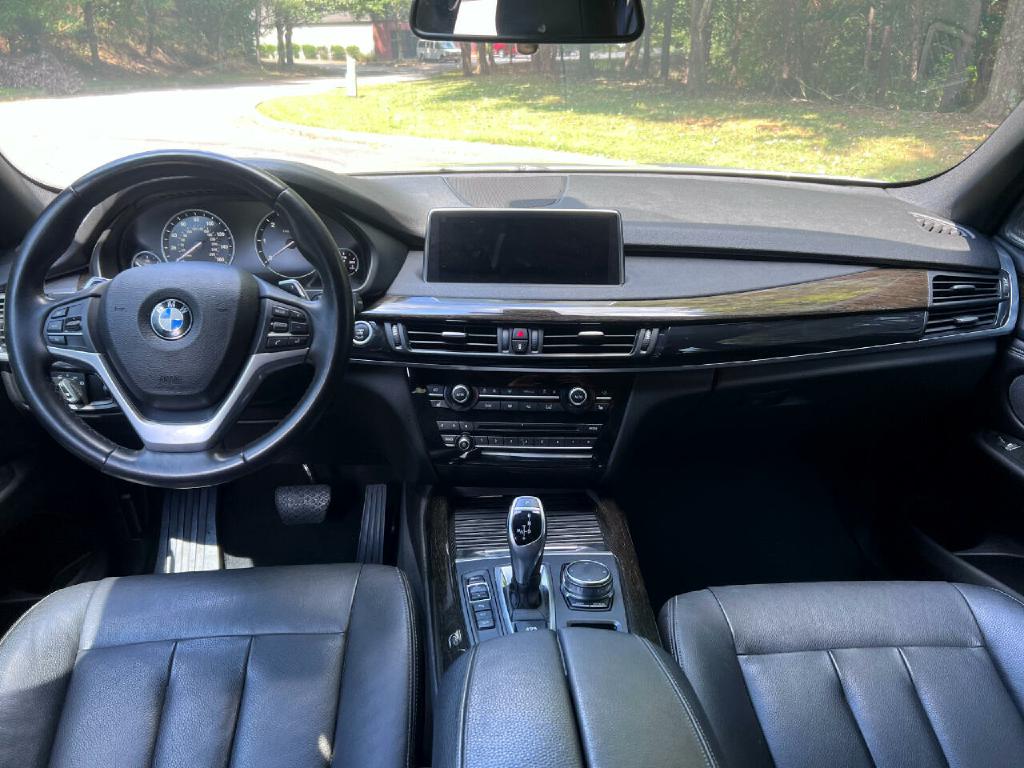 Photo 11 of this BMW X5