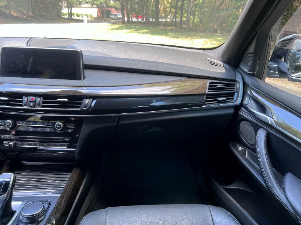 Photo 15 of this BMW X5