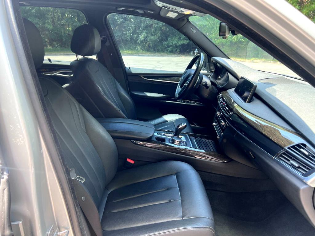 Photo 21 of this BMW X5