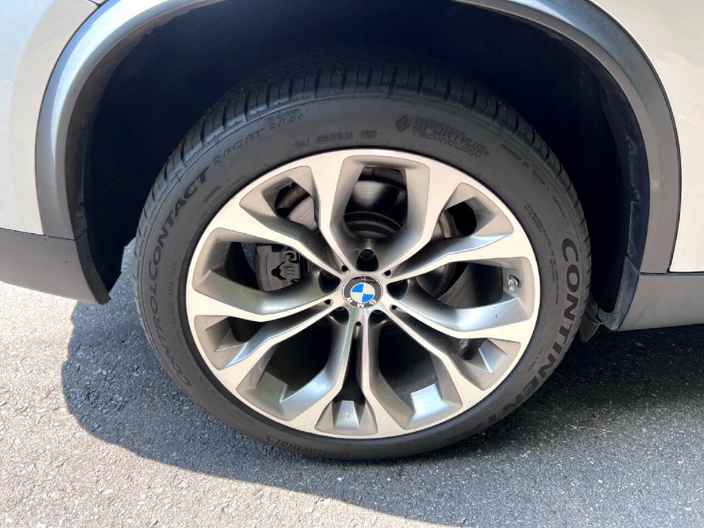 Photo 31 of this BMW X5