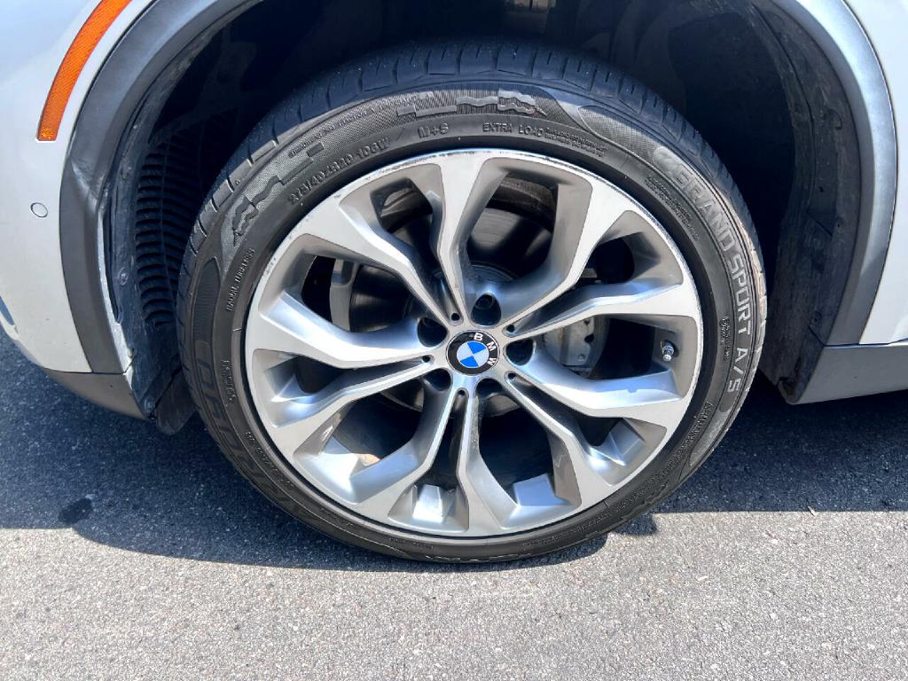 Photo 33 of this BMW X5