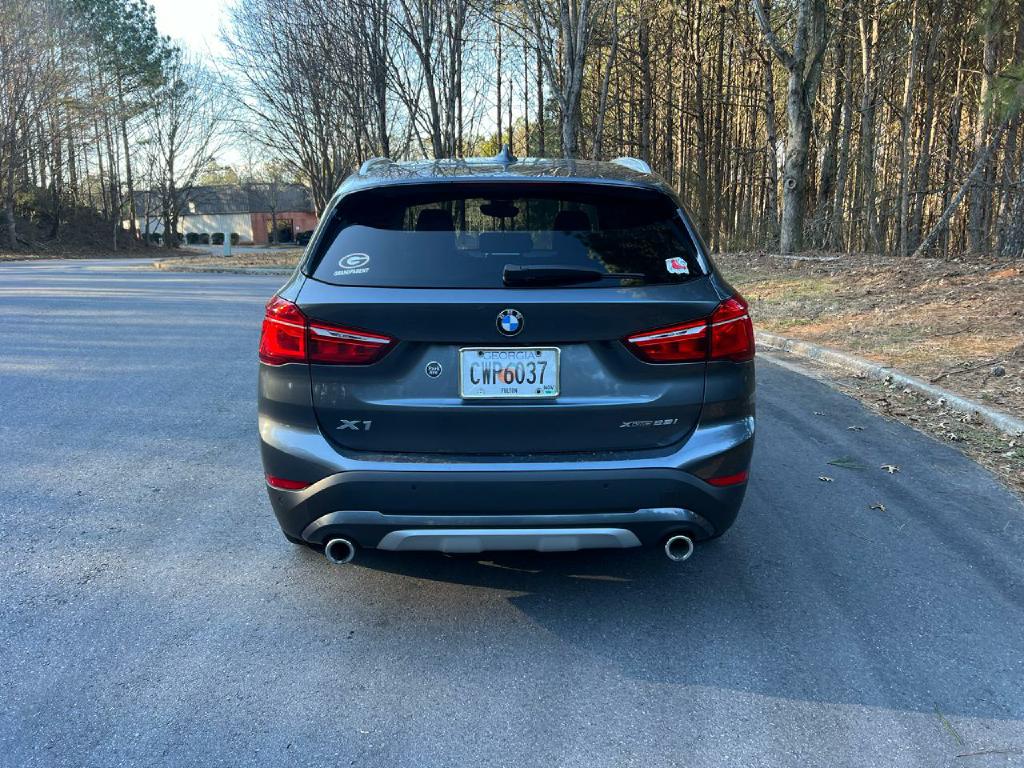 Photo 6 of this BMW X1