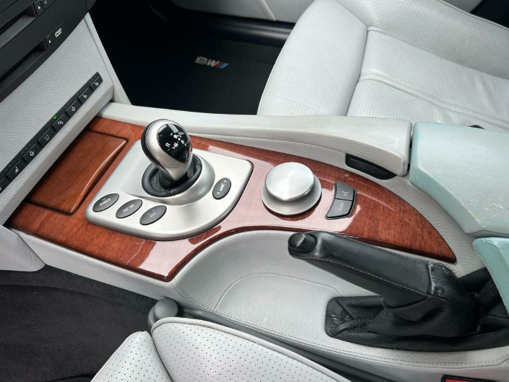 Photo 16 of this BMW M5