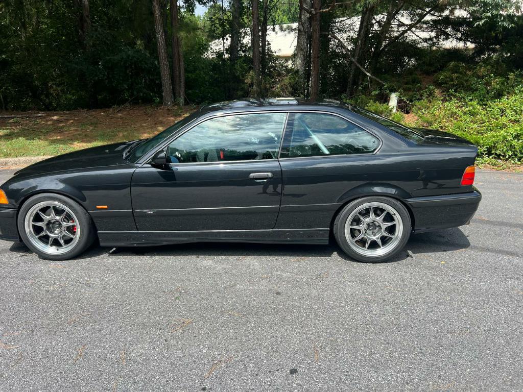 Photo 8 of this BMW M3