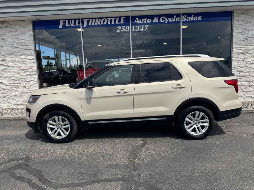 View vehicle photo 7