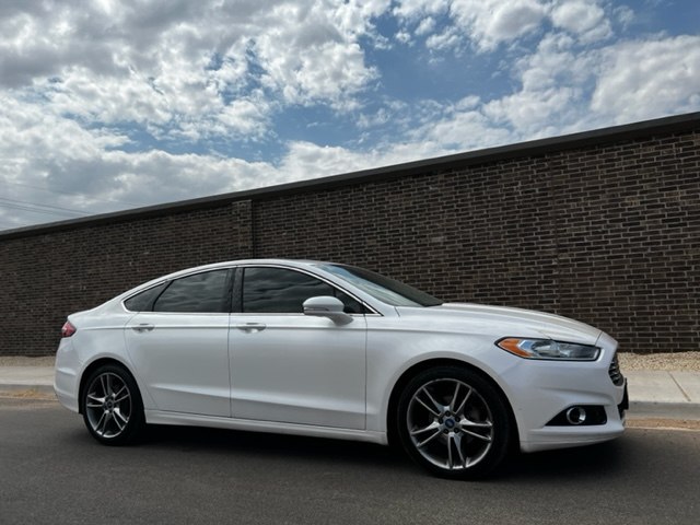 Photo 4 of this FORD FUSION TITANIUM