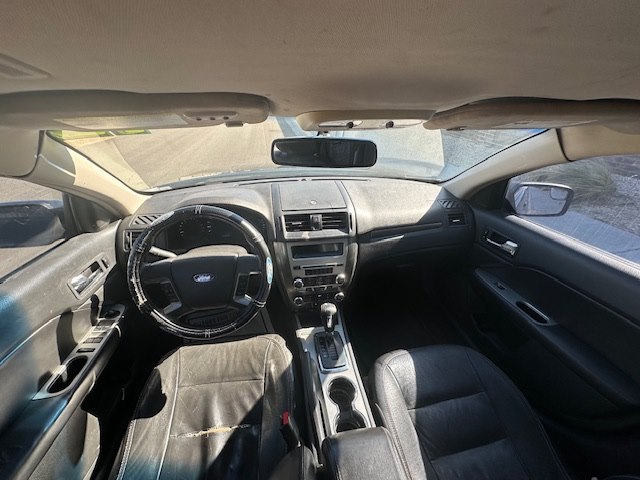 Photo 9 of this FORD FUSION SEL