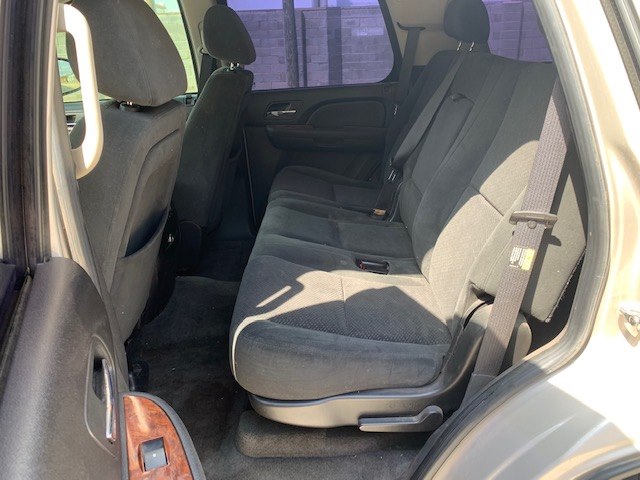 Photo 8 of this CHEVROLET TAHOE LT