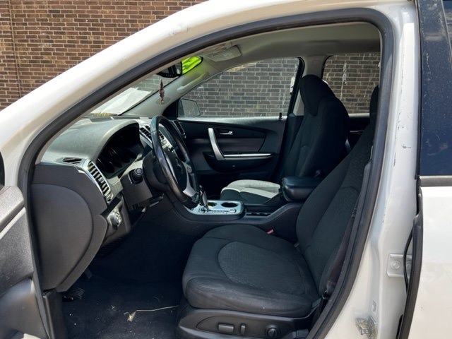 Photo 7 of this GMC ACADIA SLE