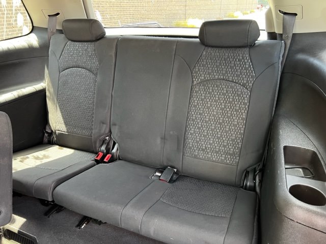 Photo 9 of this GMC ACADIA SLE