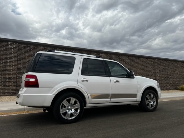 Photo 6 of this FORD EXPEDITION