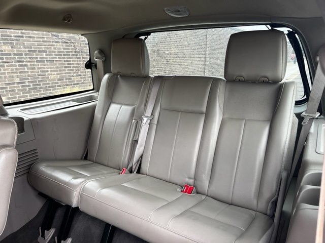 Photo 9 of this FORD EXPEDITION