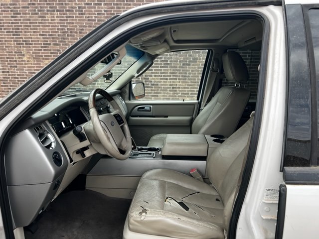 Photo 7 of this FORD EXPEDITION