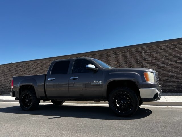 Photo 4 of this GMC SIERRA 1500